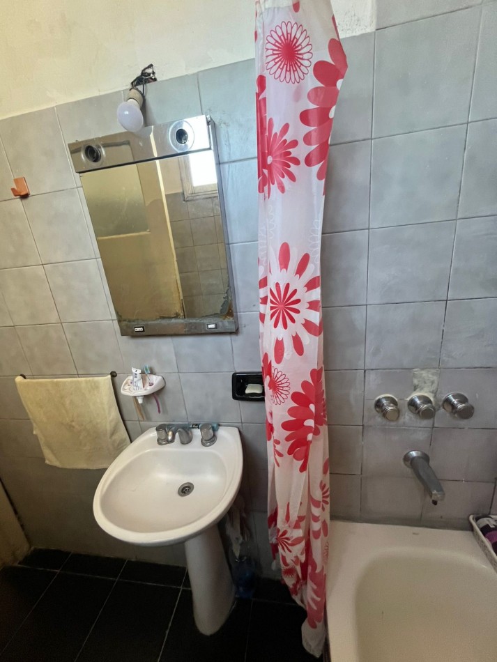 3 Ambientes Luminoso 2 Pisos Por Escaleras Apto Credito Bancario