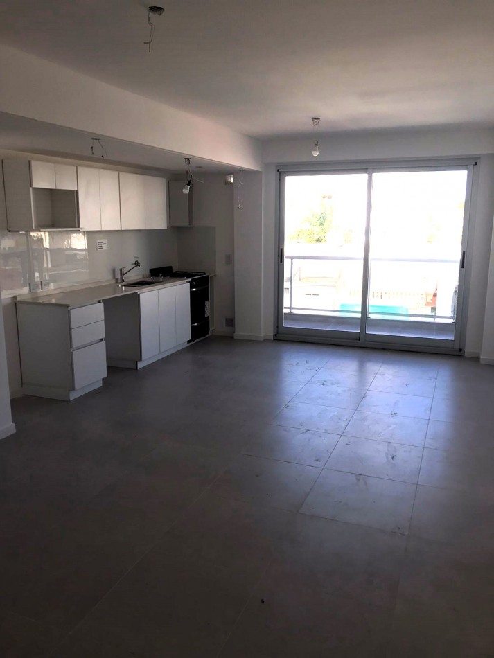 2 Ambientes A Estrenar Con Patio Apto Credito Bancario