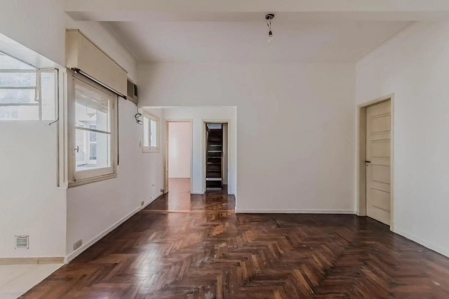 4 ambientes + entre piso contrafrente luminoso 