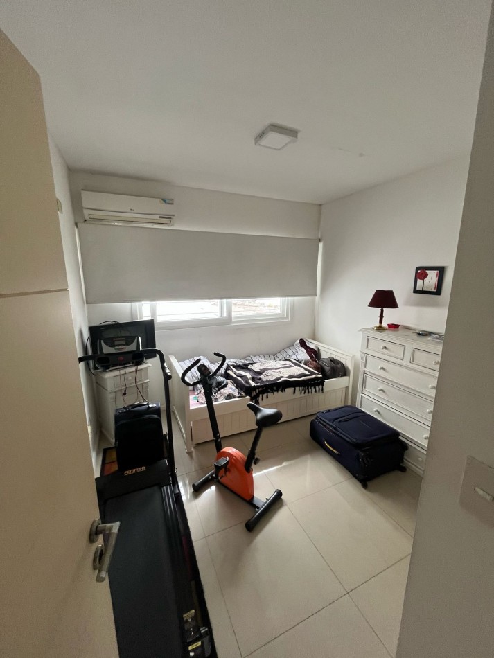 HERMOSO 3 AMBIENTES CON COCHERA AMPLIO BALCON CON PARRILLA AL FRENTE ***APTO CREDITO BANCARIO***