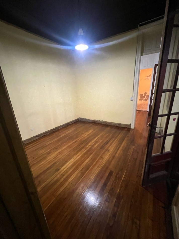 VENTA PH 4 AMBIENTES AL FRENTE PATIO CUBIERTO 
