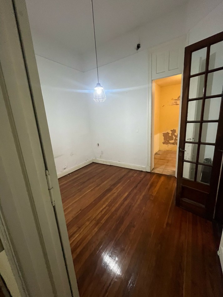 VENTA PH 4 AMBIENTES AL FRENTE PATIO CUBIERTO 