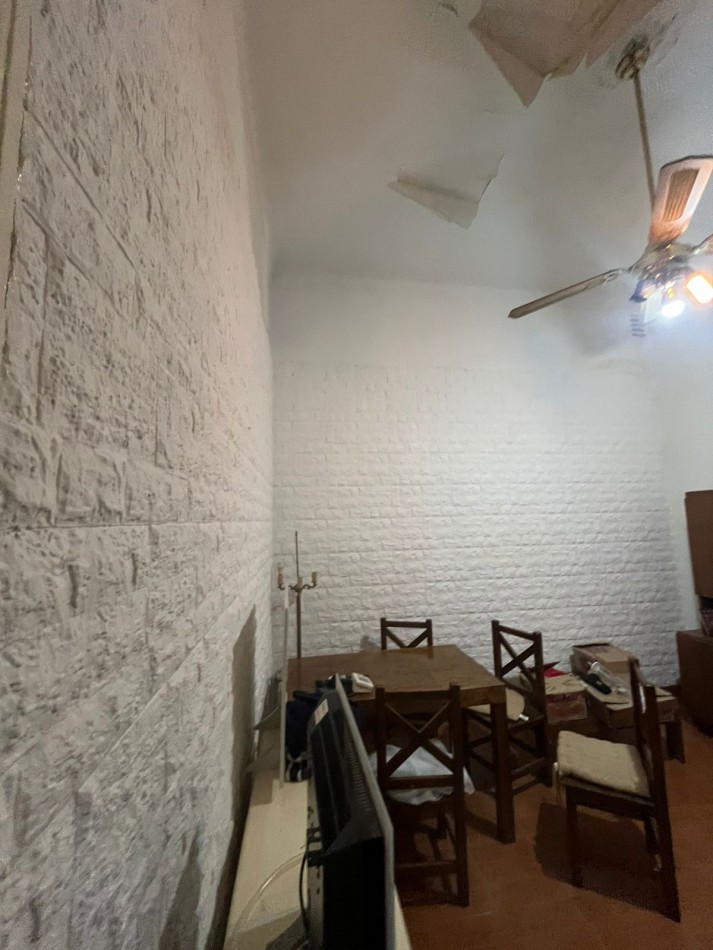 VENTA PH 6 AMBIENTES C/LOCAL COMERCIAL MUY BUENA UBICACION ***SIN EXPENSAS *** 