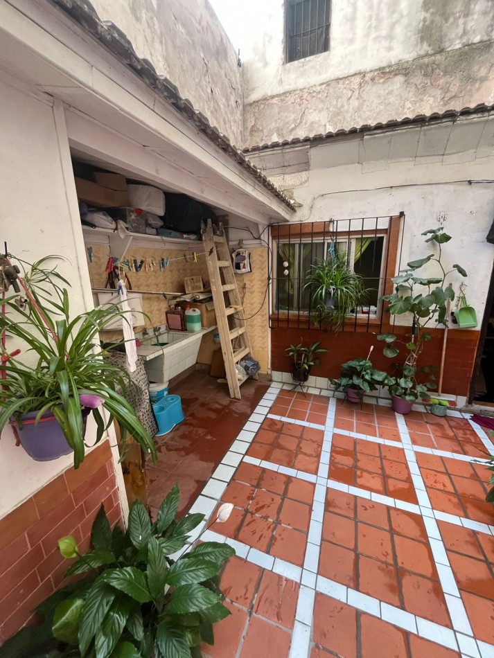 OPORTUNIDAD PH 3 AMBIENTES AMPLIOS CON PATIO Y BAULERA ****APTO CREDITO BANCARIO****