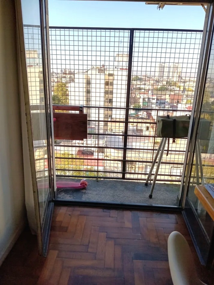 Hermoso Semipiso al Fte. 4 Ambientes En Boedo ****APTO CREDITO BANCARIO****