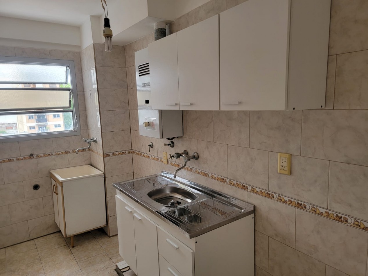 3 Ambientes Lateral luminoso ***Apto Credito Bancario ***