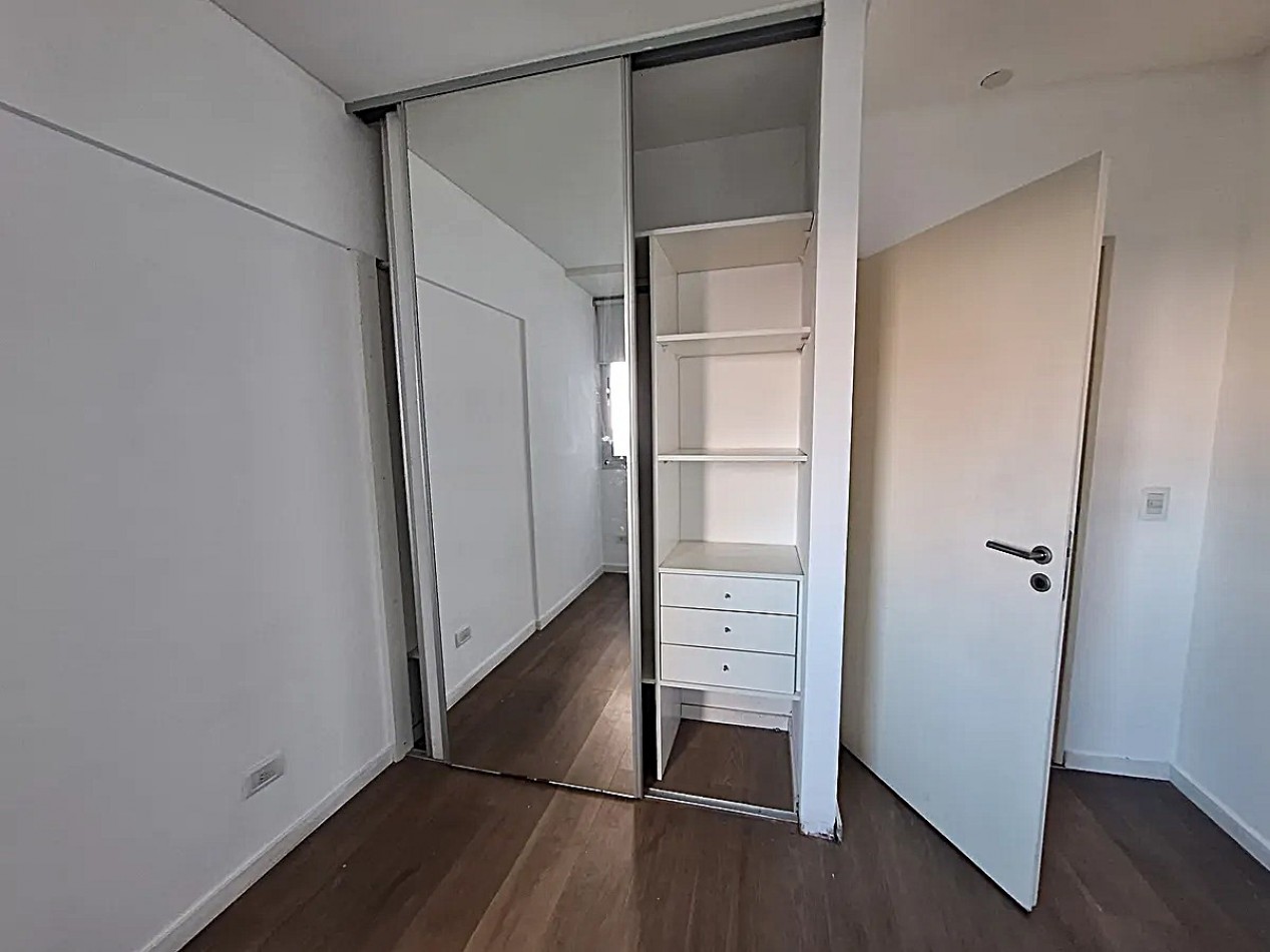 Depto 2 Ambientes  Frente. Muy Luminoso. Balcon , Amenites ****APTO CREDITO BANCARIO****