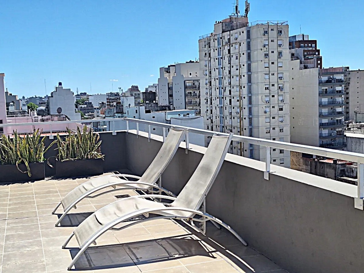 Depto 2 Ambientes  Frente. Muy Luminoso. Balcon , Amenites ****APTO CREDITO BANCARIO****