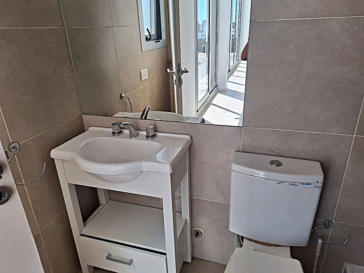 Depto 2 Ambientes  Frente. Muy Luminoso. Balcon , Amenites ****APTO CREDITO BANCARIO****