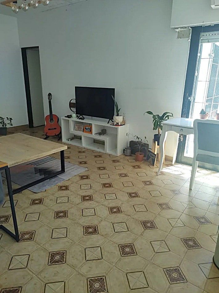 Casa 4 Ambientes Lote Propio 228 M², 124 M² Cubiertos, Cochera, Patio Y Terraza 