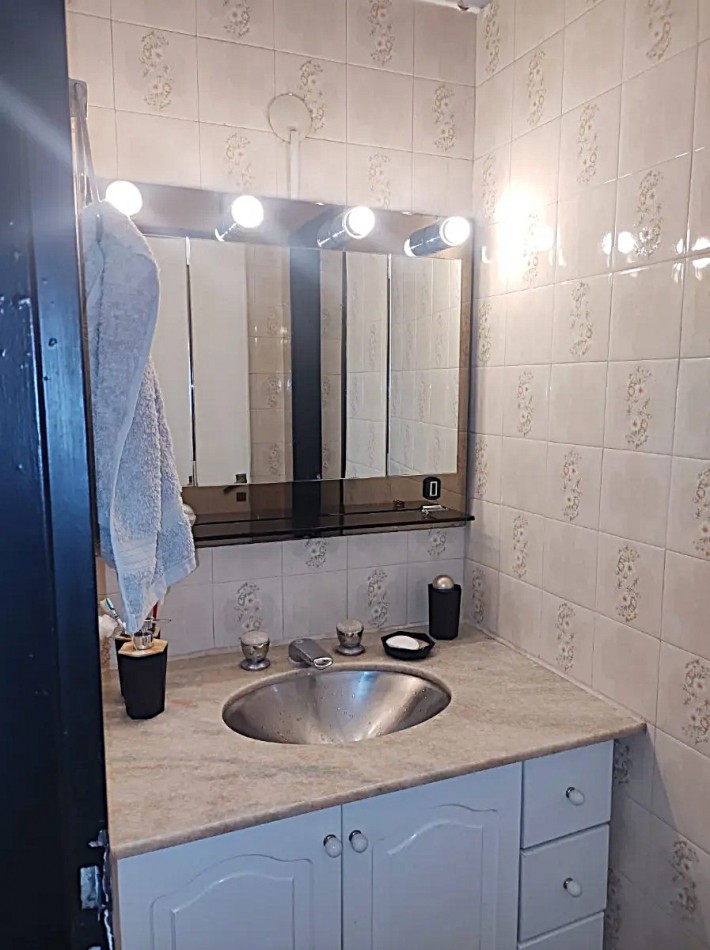 Casa 4 Ambientes Lote Propio 228 M², 124 M² Cubiertos, Cochera, Patio Y Terraza 