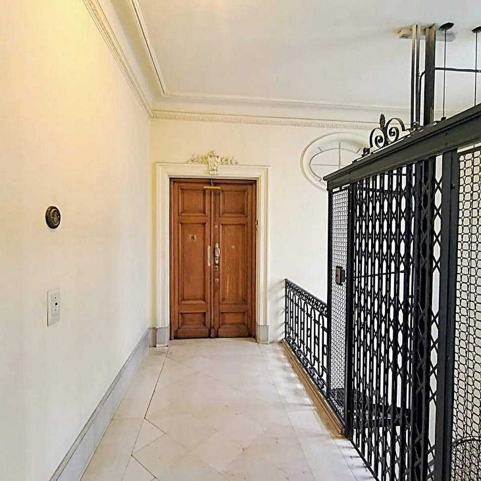 Semipiso de 5 ambientes ESTILO FRANCES 