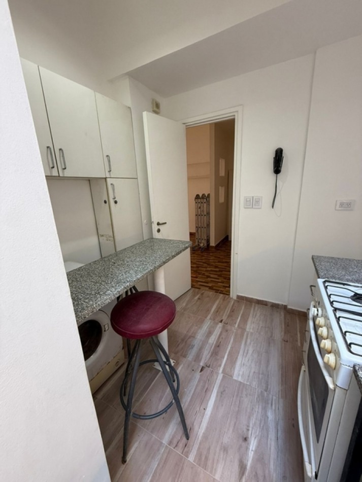 Excelente 3 ambientes balcon al frente luminoso **APTO CREDITO BANCARIO**