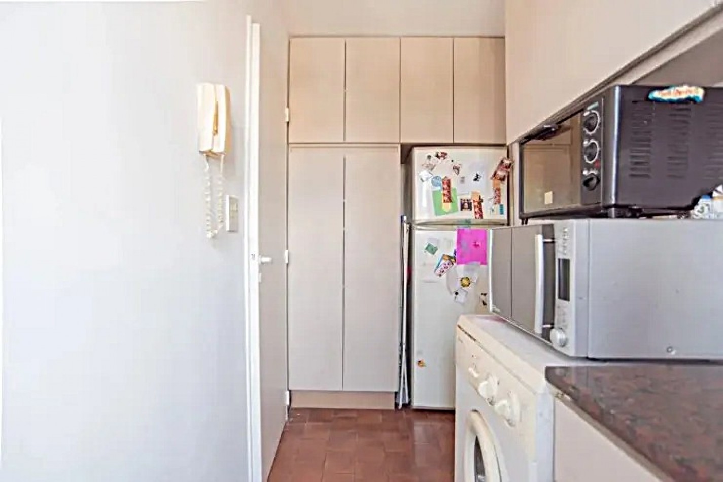 VENTA 2 AMBIENTES SEMIPISO CONTRAFRENTE RECICLADO A NVO. ***APTO CREDITO BANCARIO***