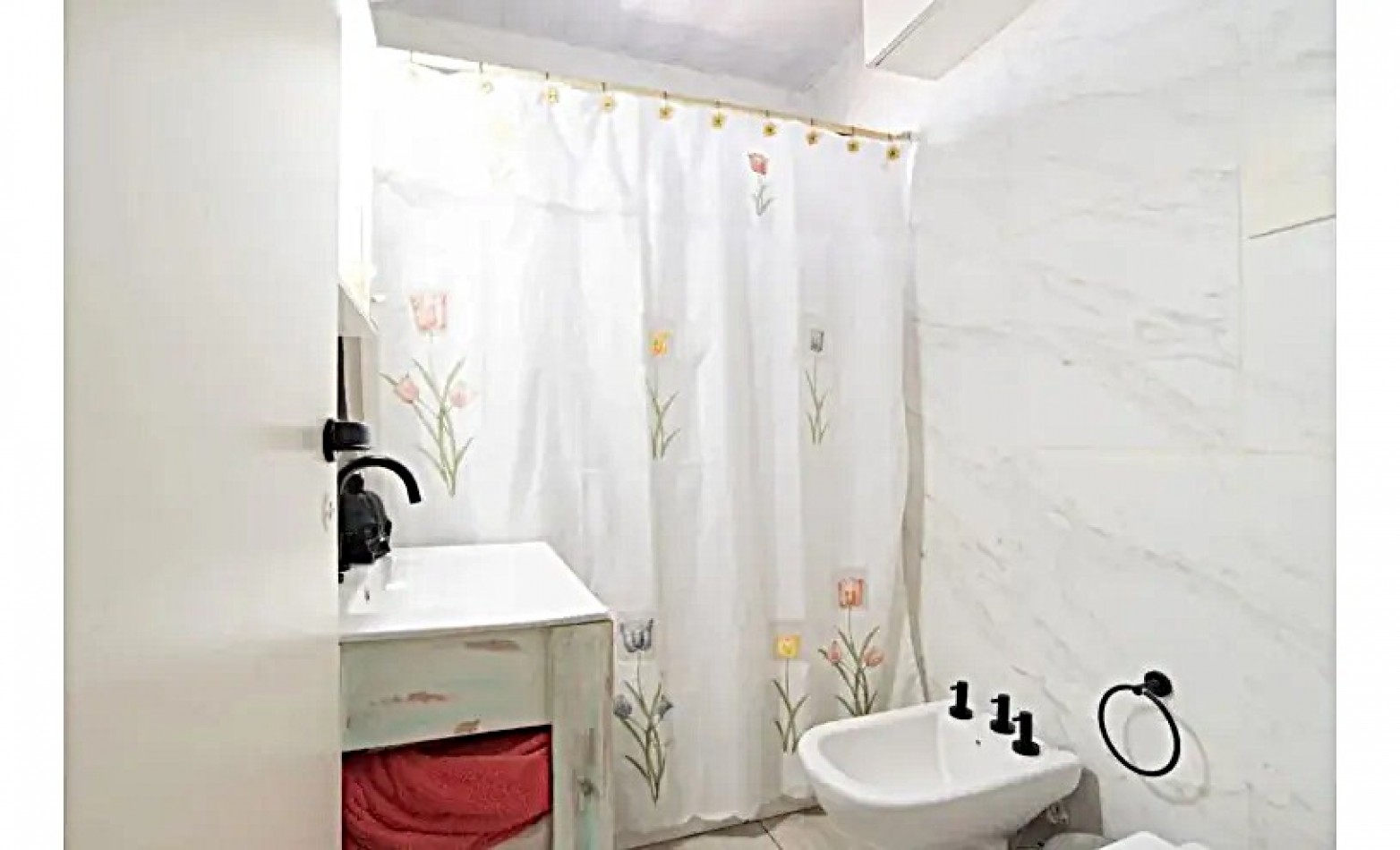 VENTA 2 AMBIENTES SEMIPISO CONTRAFRENTE RECICLADO A NVO. ***APTO CREDITO BANCARIO***