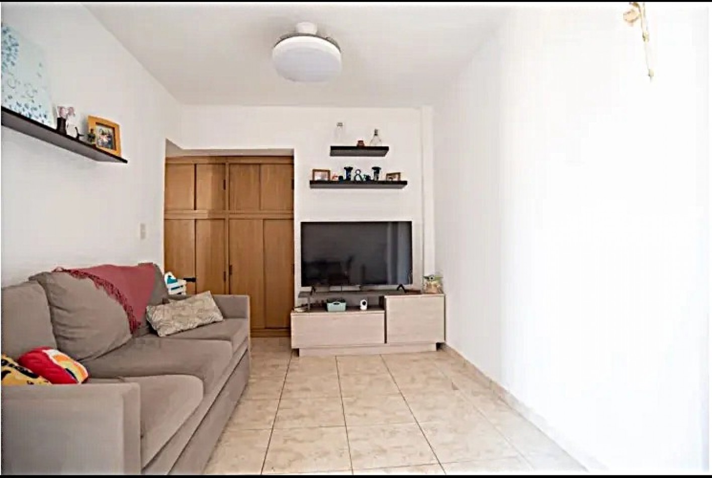 VENTA 2 AMBIENTES SEMIPISO CONTRAFRENTE RECICLADO A NVO. ***APTO CREDITO BANCARIO***