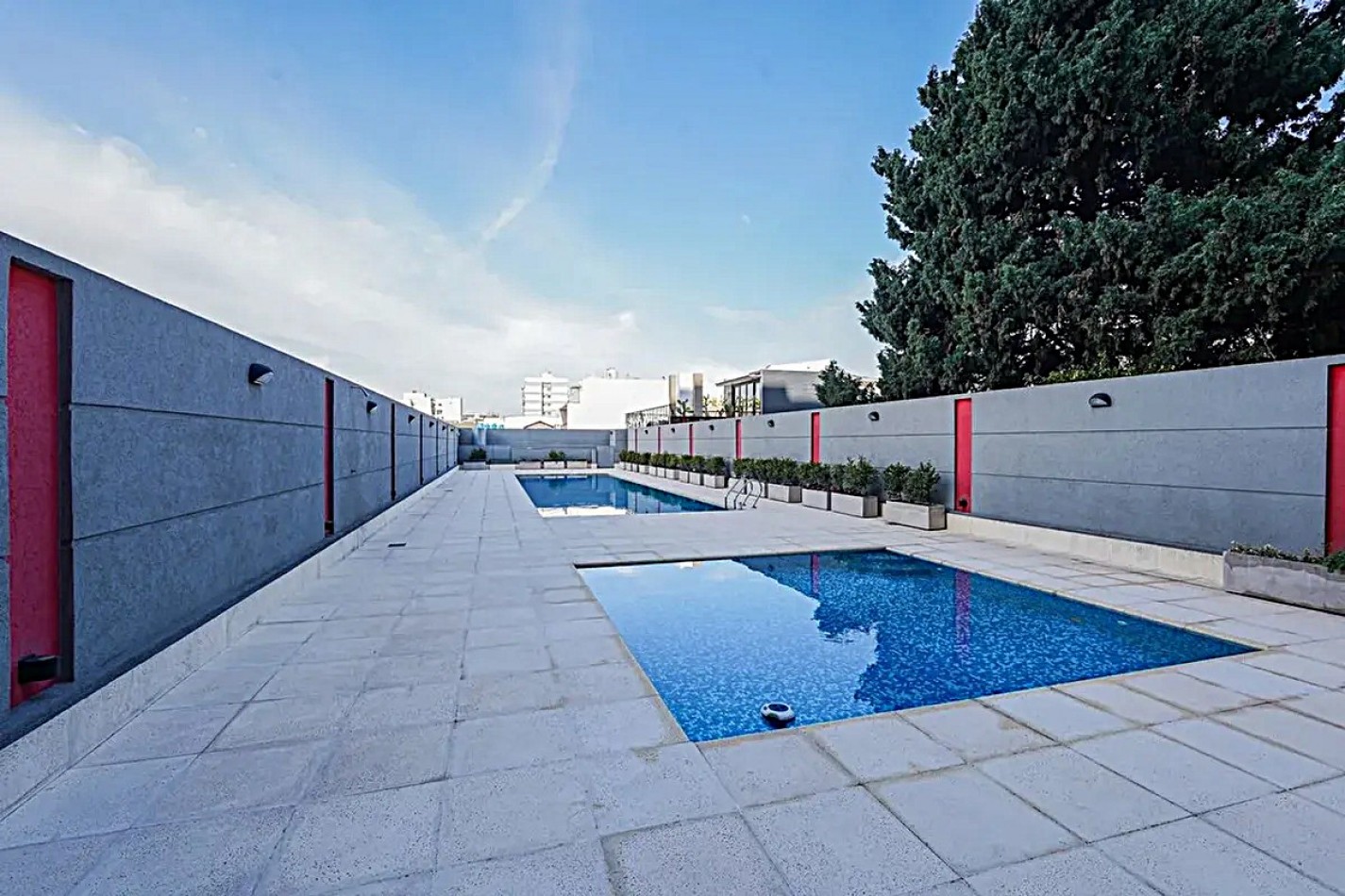 VENTA MONOAMBIENTE AL FRENTE BALCON ***APTO CREDITO BANCARIO*** PILETA, GYM, PARRILLA, SUM 