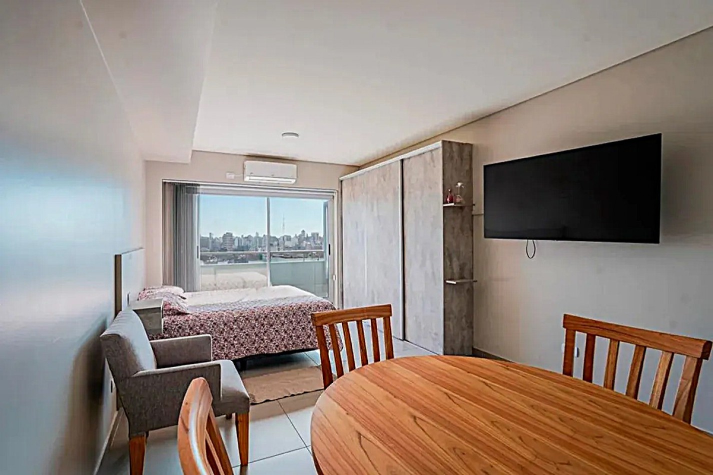 VENTA MONOAMBIENTE AL FRENTE BALCON ***APTO CREDITO BANCARIO*** PILETA, GYM, PARRILLA, SUM 