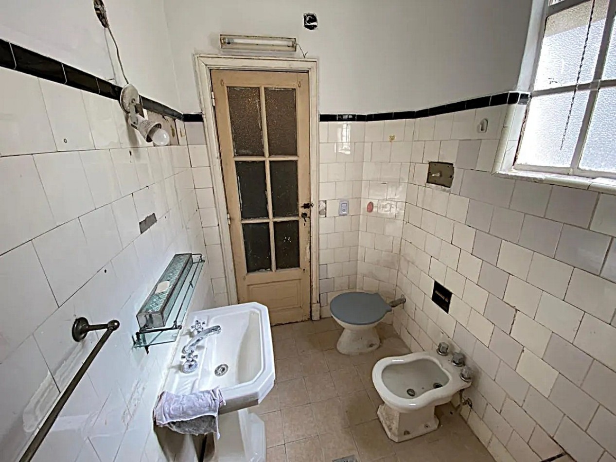 PH 3 AMBIENTES ESTILO ANTIGUO A RECICLAR ***APTO CREDITO BANCARIO*** 