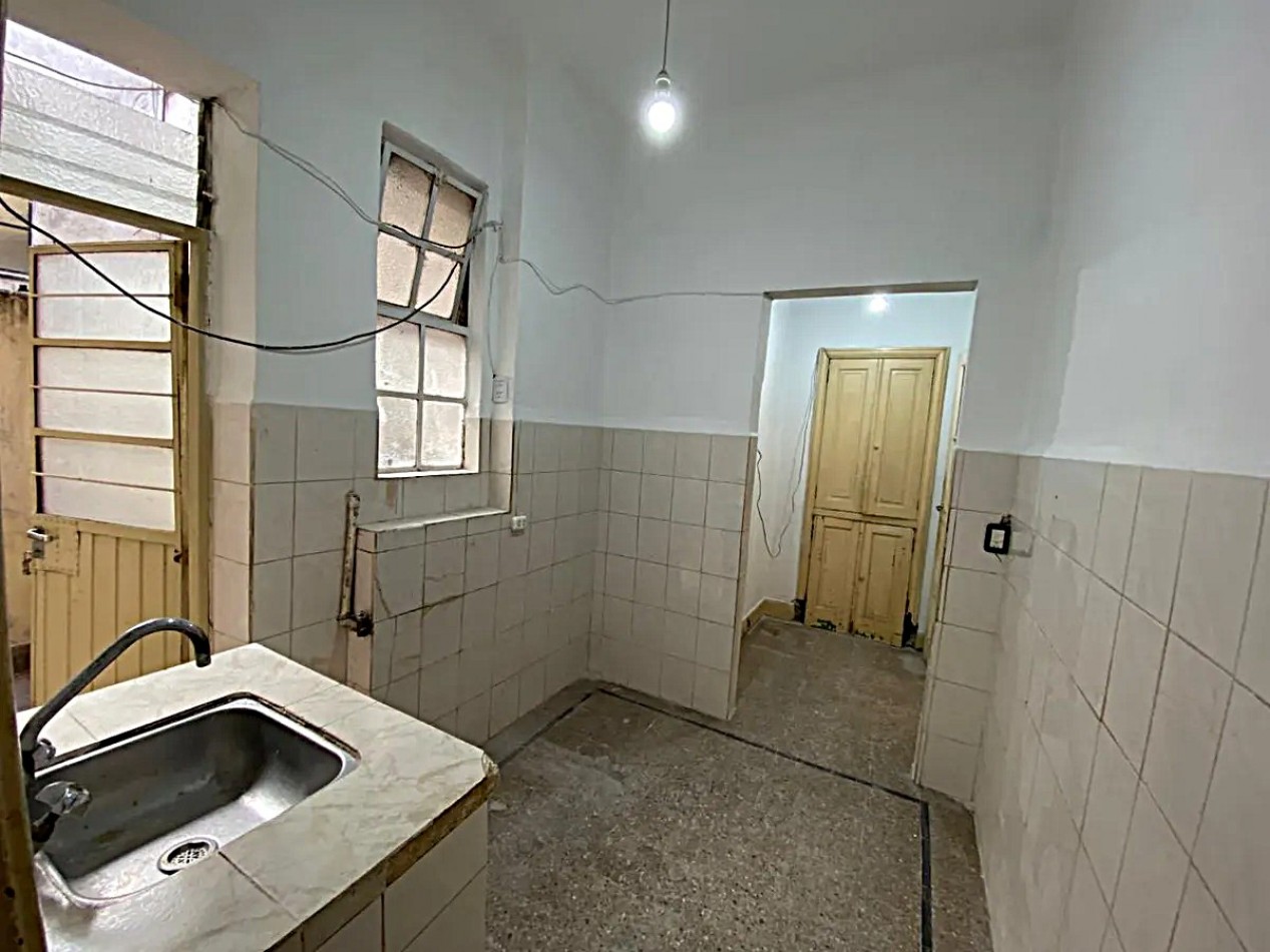 PH 3 AMBIENTES ESTILO ANTIGUO A RECICLAR ***APTO CREDITO BANCARIO*** 