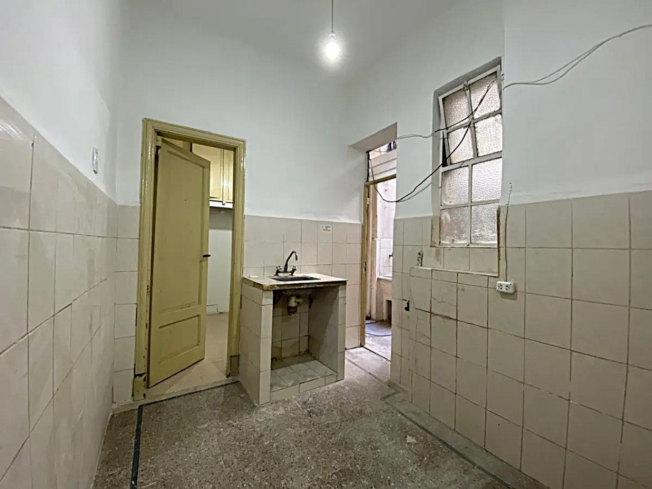 PH 3 AMBIENTES ESTILO ANTIGUO A RECICLAR ***APTO CREDITO BANCARIO*** 