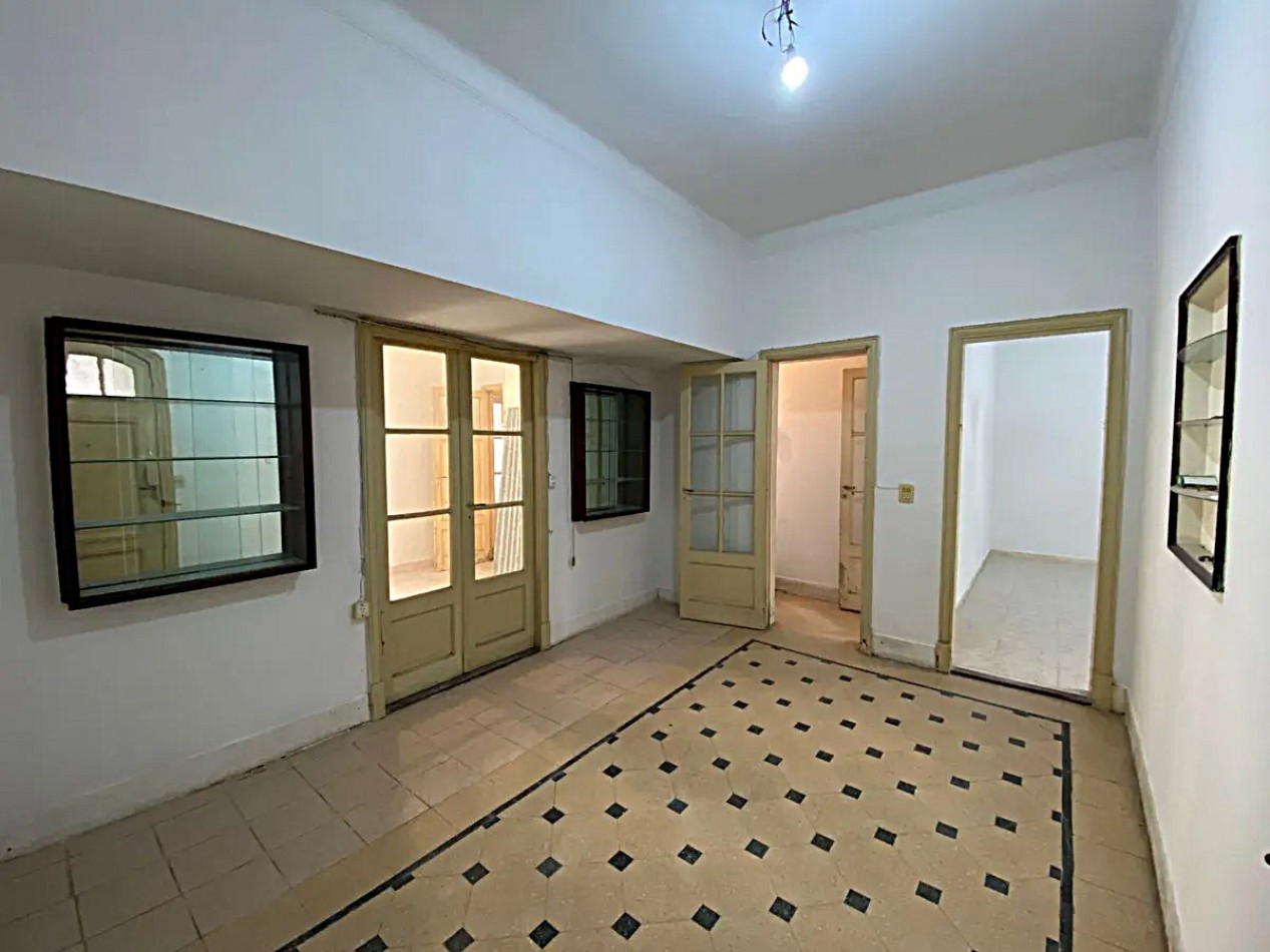 PH 3 AMBIENTES ESTILO ANTIGUO A RECICLAR ***APTO CREDITO BANCARIO*** 