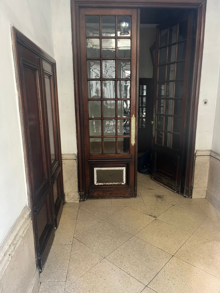 VENTA DEPARTAMENTO 4 AMBIENTES SEMIPISO ESTILO FRANCES EN EXCELENTE ESQUINA ****APTO CREDITO BANCARIO***