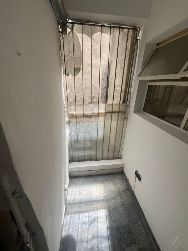 VENTA 2 AMBIENTES LUMINOSO CON LAVADERO INDEPENDIENTE ***APTO CREDITO BANCARIO*** BAJAS EXPENSAS 