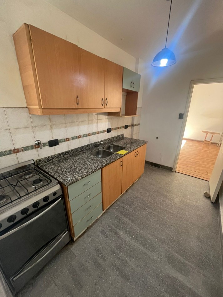 VENTA 2 AMBIENTES LUMINOSO CON LAVADERO INDEPENDIENTE ***APTO CREDITO BANCARIO*** BAJAS EXPENSAS 