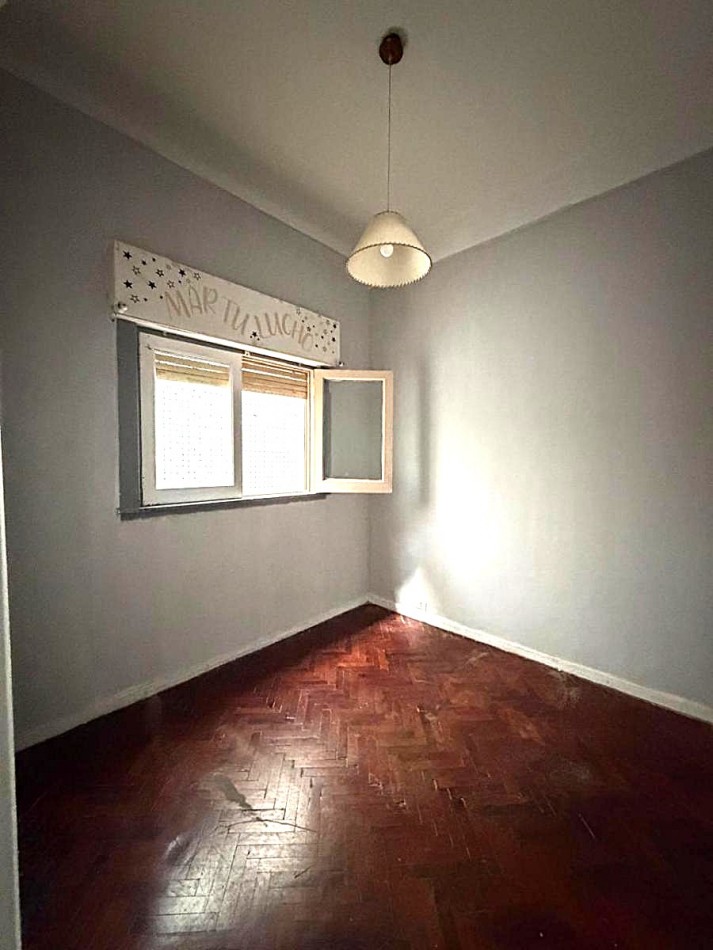 VENTA 3 AMBIENTES AL FRENTE 1 PISO X ESCALERAS **APTO CREDITO BANCARIO** BAJAS EXPENSAS 
