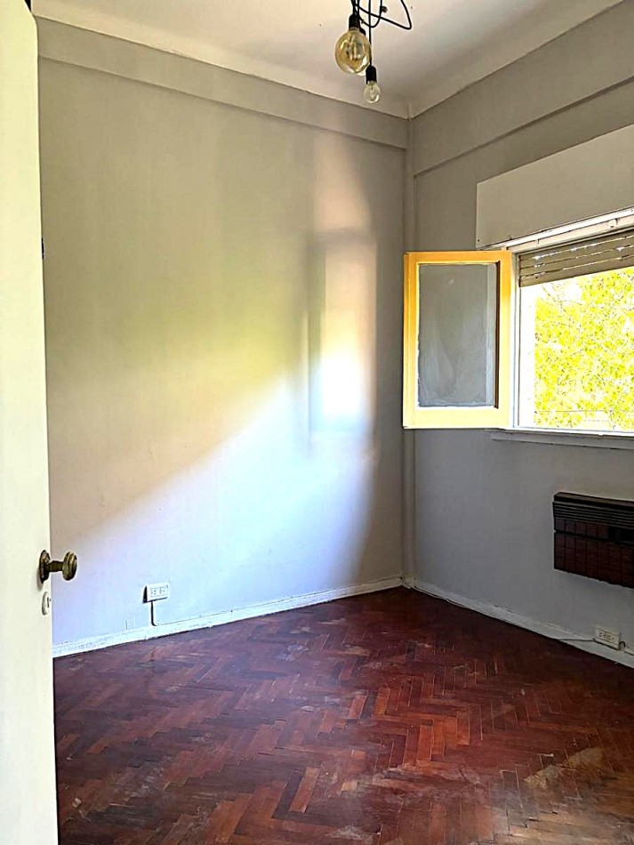 VENTA 3 AMBIENTES AL FRENTE 1 PISO X ESCALERAS **APTO CREDITO BANCARIO** BAJAS EXPENSAS 