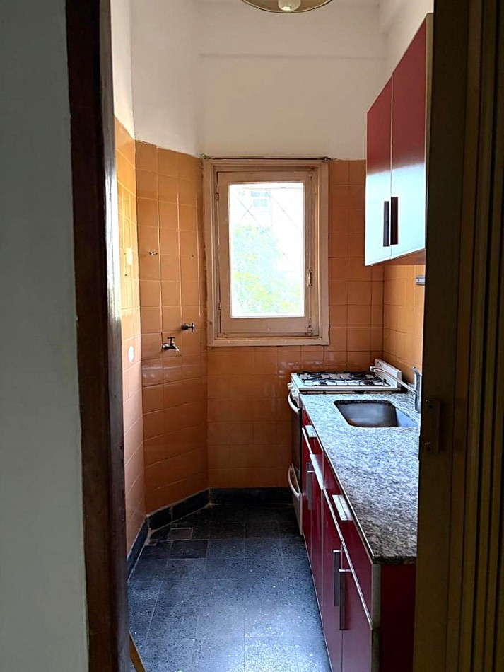 VENTA 3 AMBIENTES AL FRENTE 1 PISO X ESCALERAS **APTO CREDITO BANCARIO** BAJAS EXPENSAS 