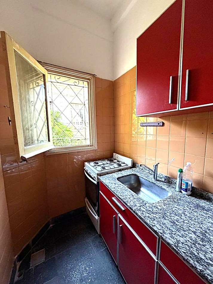 VENTA 3 AMBIENTES AL FRENTE 1 PISO X ESCALERAS **APTO CREDITO BANCARIO** BAJAS EXPENSAS 