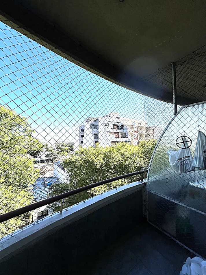 Venta 3 ambientes al frente con Balcon ****APTO CREDITO BANCARIO****