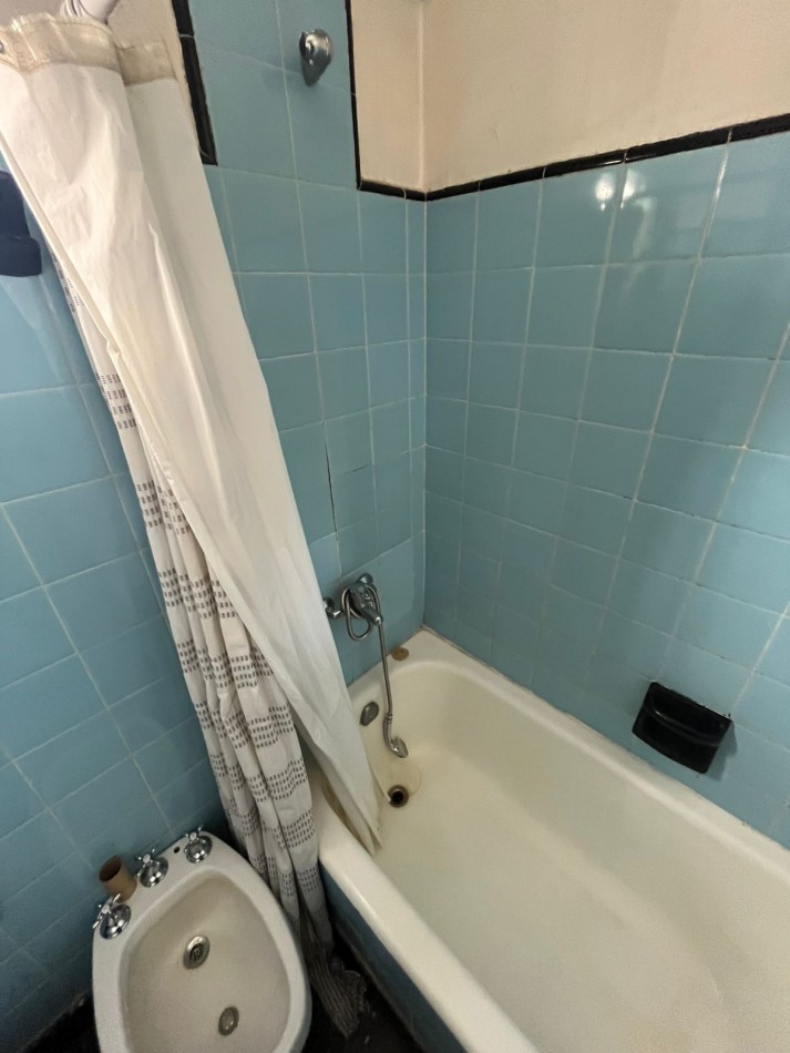 VENTA 3 AMBIENTES CON BALCON AL FRENTE Y LAVADERO EXCELENTE UBICACION ****APTO CREDITO BANCARIO****