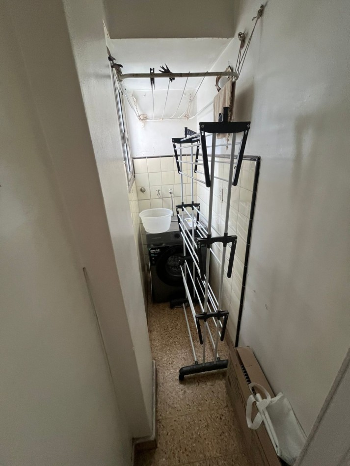 VENTA 3 AMBIENTES CON BALCON AL FRENTE Y LAVADERO EXCELENTE UBICACION ****APTO CREDITO BANCARIO****