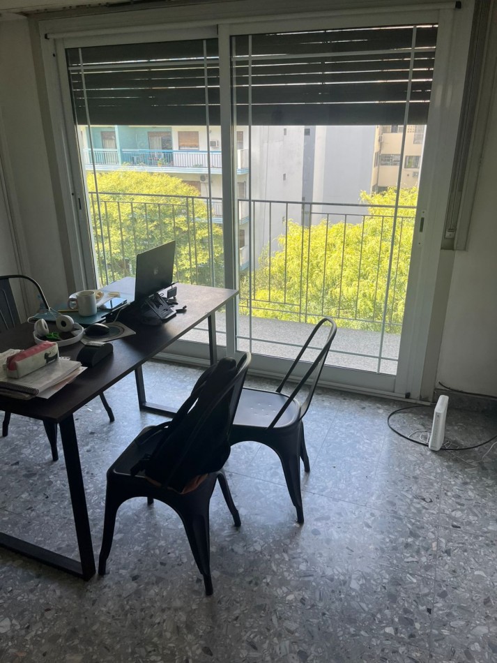 VENTA 3 AMBIENTES CON BALCON AL FRENTE Y LAVADERO EXCELENTE UBICACION ****APTO CREDITO BANCARIO****