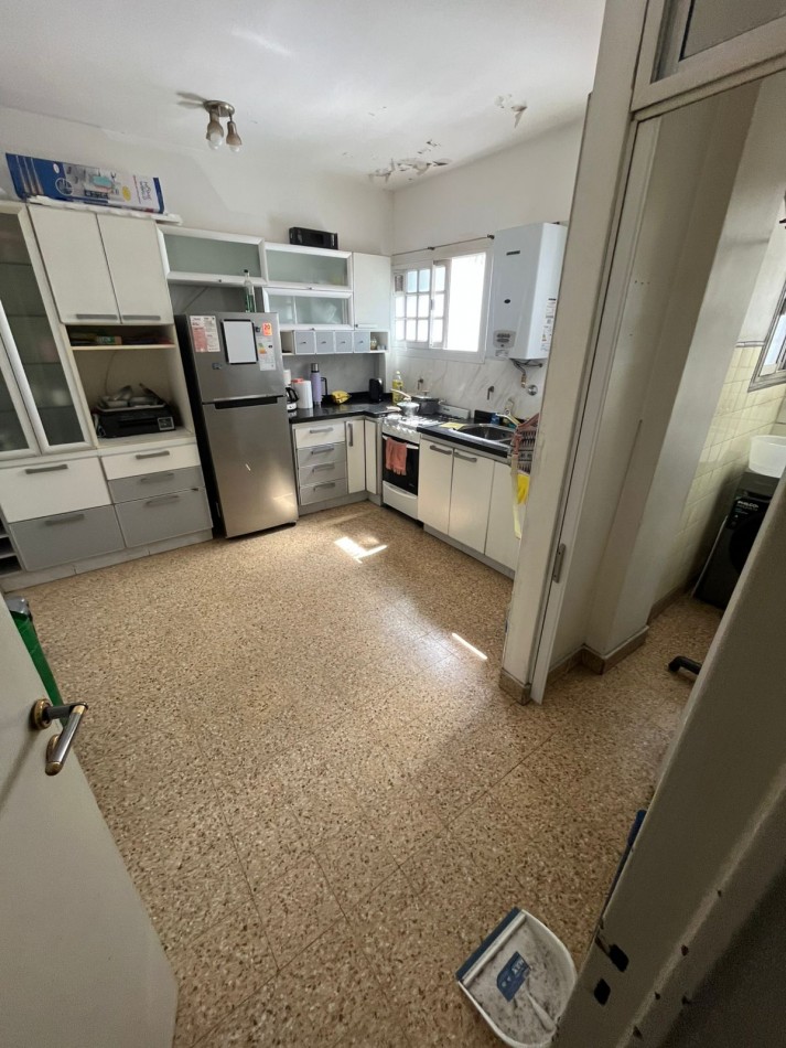 VENTA 3 AMBIENTES CON BALCON AL FRENTE Y LAVADERO EXCELENTE UBICACION ****APTO CREDITO BANCARIO****