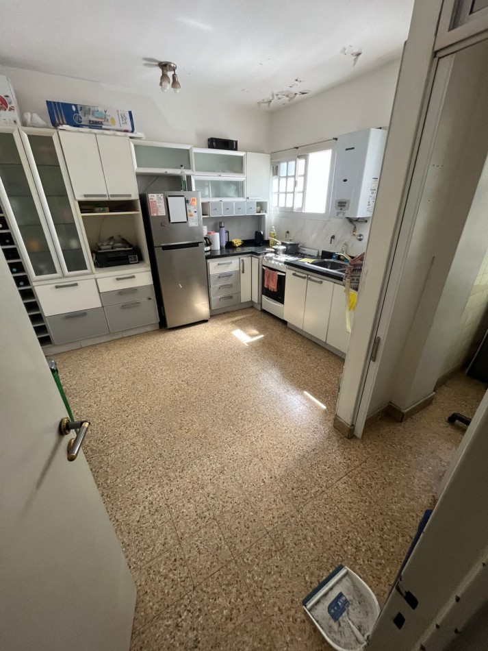 VENTA 3 AMBIENTES CON BALCON AL FRENTE Y LAVADERO EXCELENTE UBICACION ****APTO CREDITO BANCARIO****