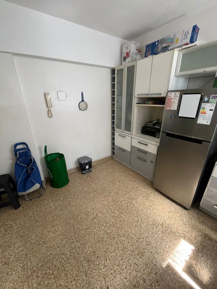 VENTA 3 AMBIENTES CON BALCON AL FRENTE Y LAVADERO EXCELENTE UBICACION ****APTO CREDITO BANCARIO****