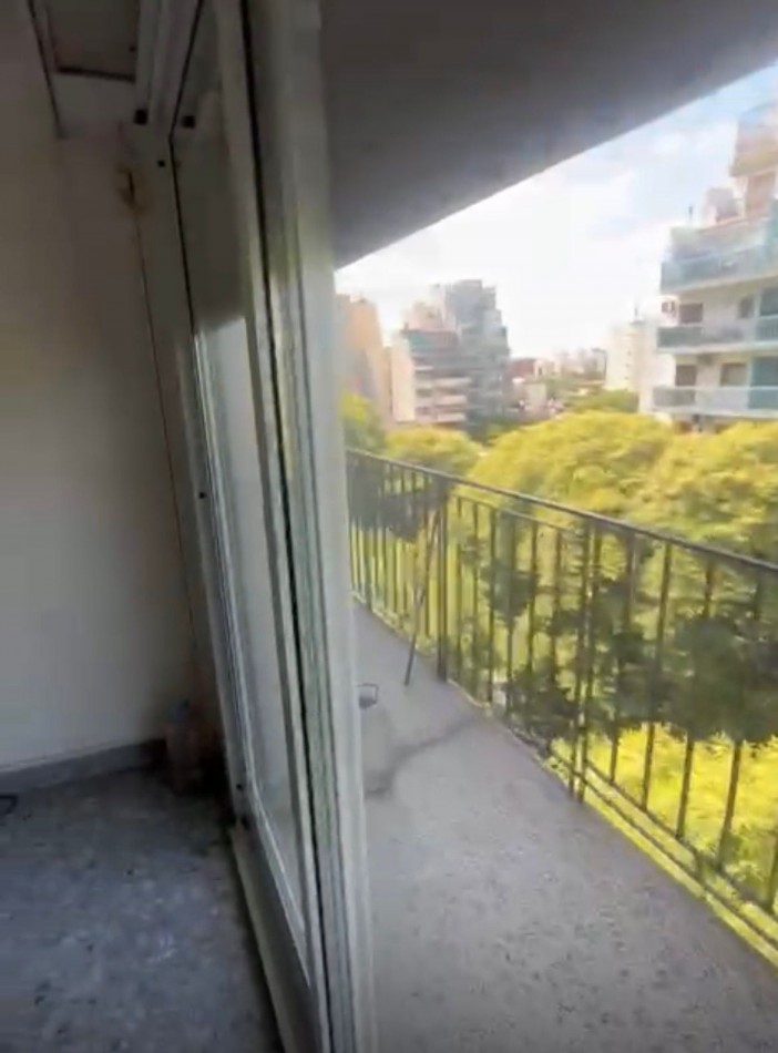 VENTA 3 AMBIENTES CON BALCON AL FRENTE Y LAVADERO EXCELENTE UBICACION ****APTO CREDITO BANCARIO****