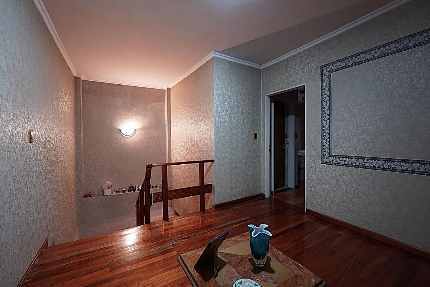 VENTA CASA CON PILETA 6 AMBIENTES EN CABALLITO ****APTO CREDITO BANCARIO**** 