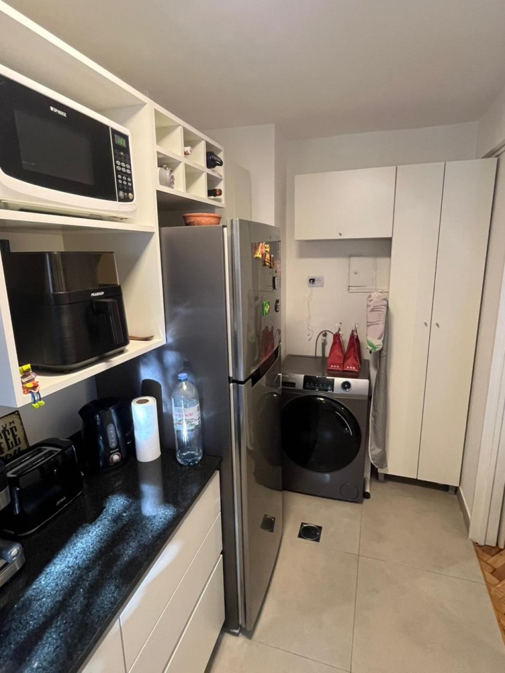 HERMOSO 2 ambientes RECICLADO a nuevo con balcon al frente ***APTO CREDITO BANCARIO***