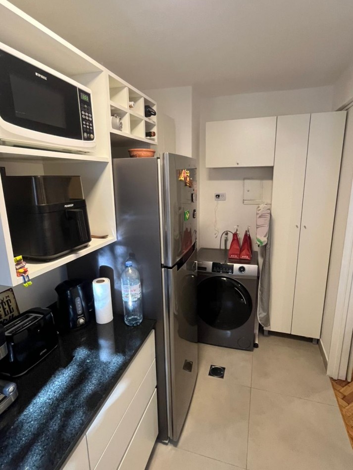 HERMOSO 2 ambientes RECICLADO a nuevo con balcon al frente ***APTO CREDITO BANCARIO***