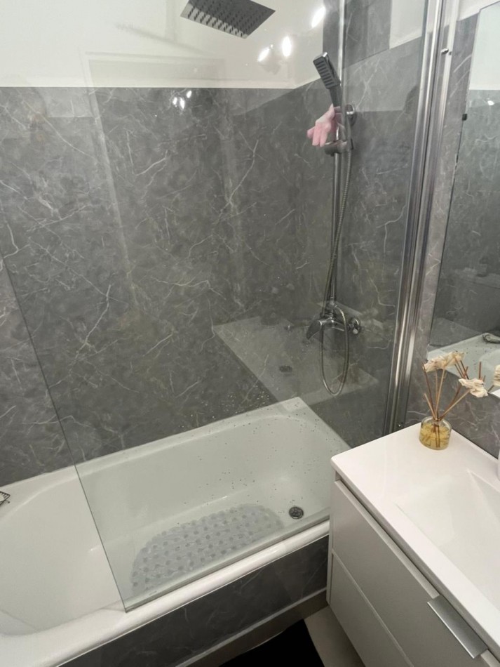 HERMOSO 2 ambientes RECICLADO a nuevo con balcon al frente ***APTO CREDITO BANCARIO***