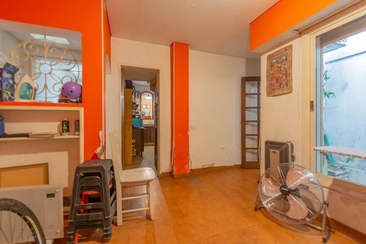 VENTA DE CASA 7 AMBIENTES CON TERRAZA A MEJORAR 