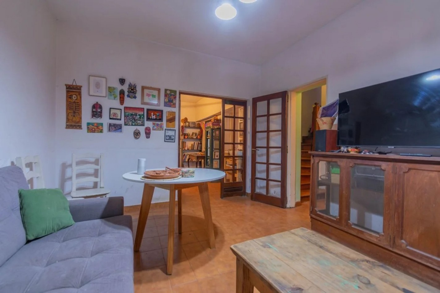 VENTA DE CASA 7 AMBIENTES CON TERRAZA A MEJORAR 