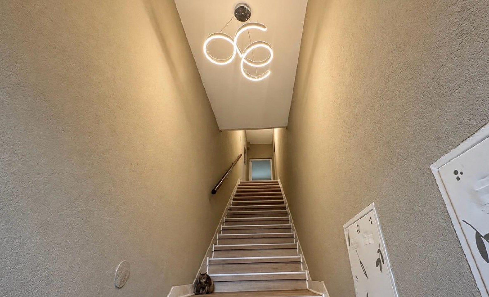EXCELENTE PH AL FRENTE 3 AMBIENTES BALCON, PATIO Y TERRAZA ****APTO CREDITO BANCARIO****