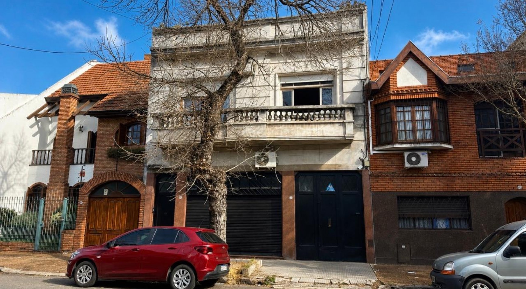 EXCELENTE PH AL FRENTE 3 AMBIENTES BALCON, PATIO Y TERRAZA ****APTO CREDITO BANCARIO****