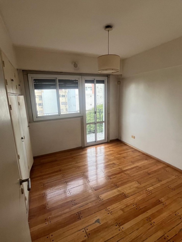 VENTA 3 AMBIENTES CON BALCON AL FRENTE Y LAVADERO EXCELENTE UBICACION ****APTO CREDITO BANCARIO****